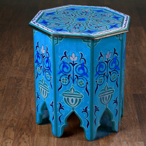 Painted Moroccan side tabel