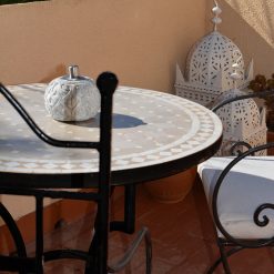 Round Beige and white Zellige table