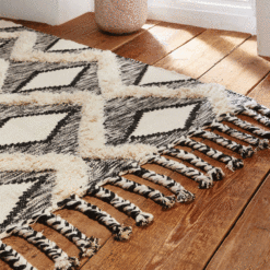 Mandor Diamond Tufted Carpet