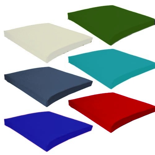 Cojines de asiento cuadrados en una gama de colores.